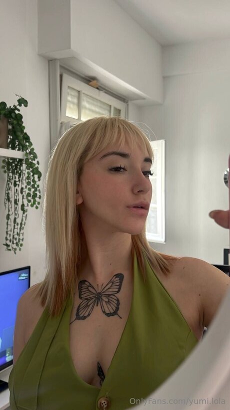 Yumi Lola pornstar hd galleries