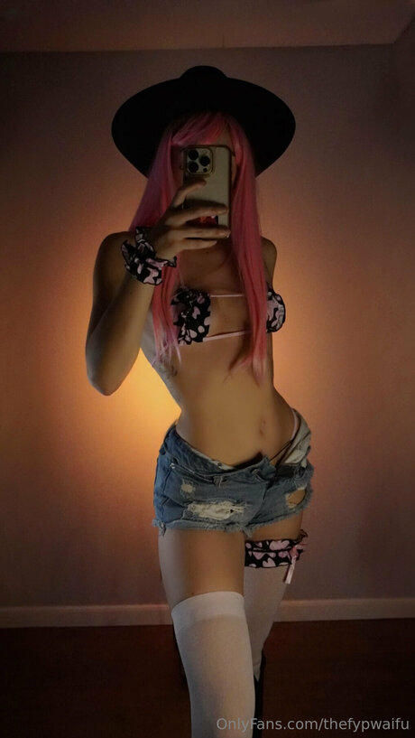 Thefypwaifu model perfect images