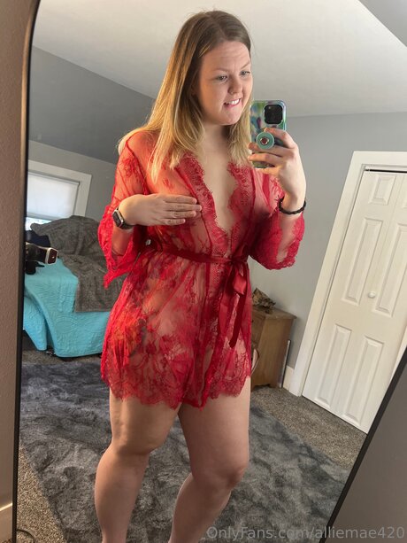 Alliemae420 beautiful actress archive