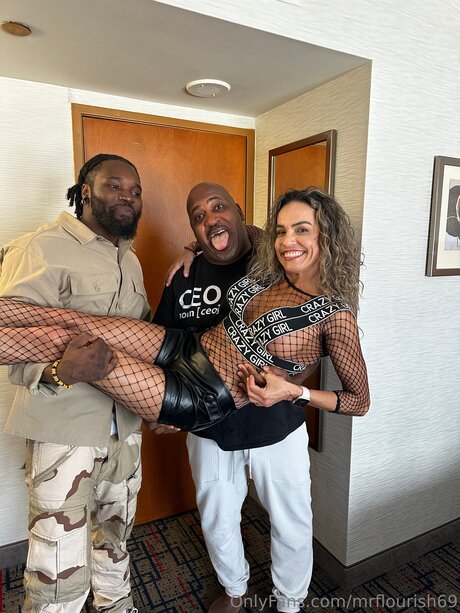 Mrflourish69 model adult gallery