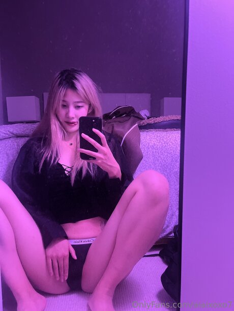 Aiaixoxo7 exclusive actress pics