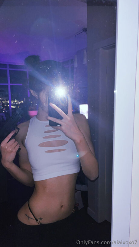 Aiaixoxo7 model porn image