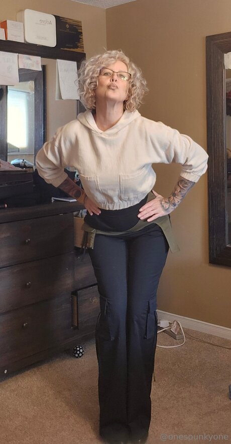 Onespunkyone adult star gallery