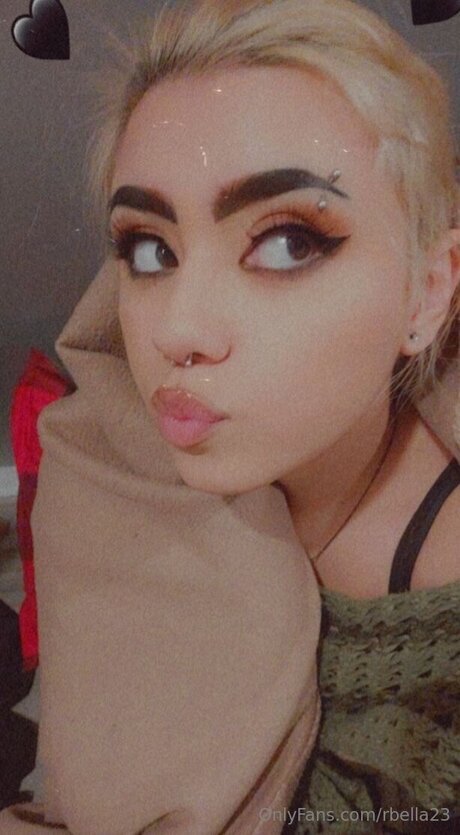 Rbella23 high quality star image