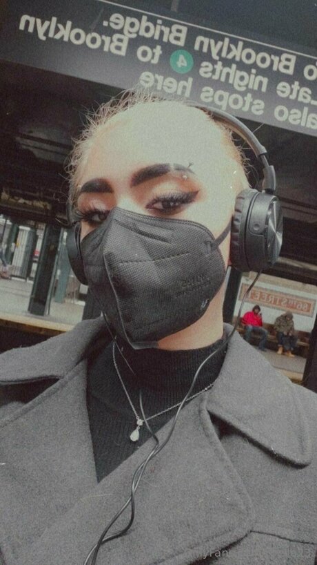 Rbella23 pornographic actress images