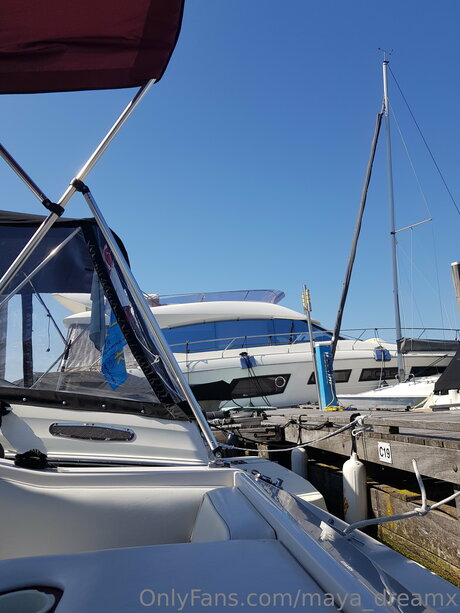 Maya Dreamx pretty star pic