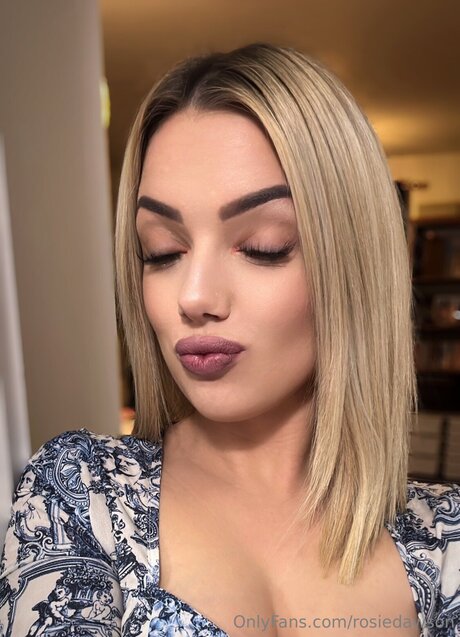 Sweetdaisydawson pornstar beautiful galleries