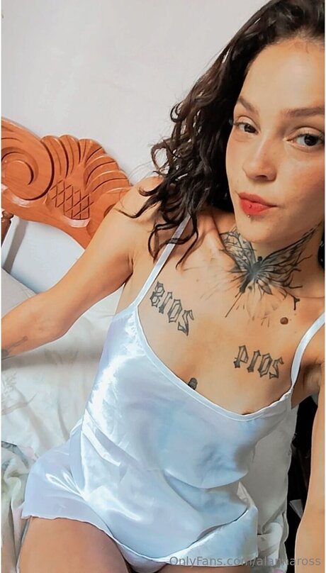 Alannaross porn star photo