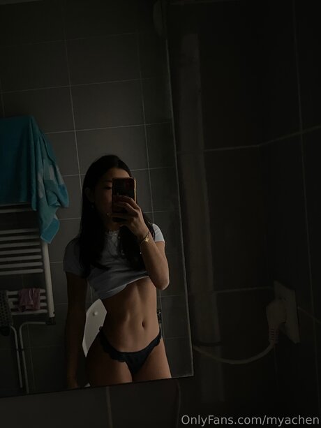 Myachen star high quality photos