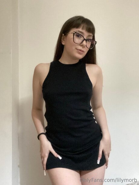 Lilymorb pornstar nude pictures