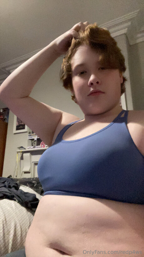 Redp4ws naked model photo