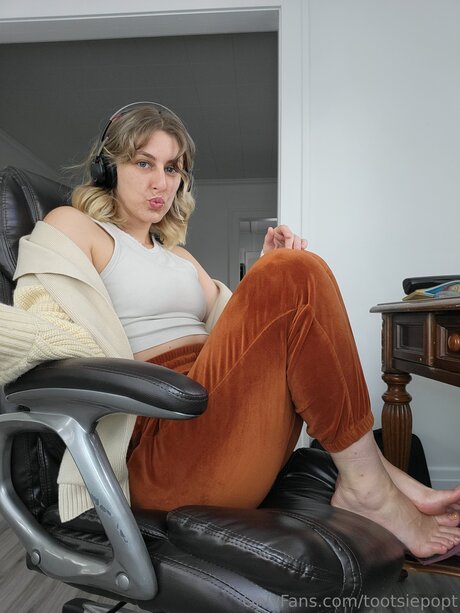 Tootsiepopt star nice pics