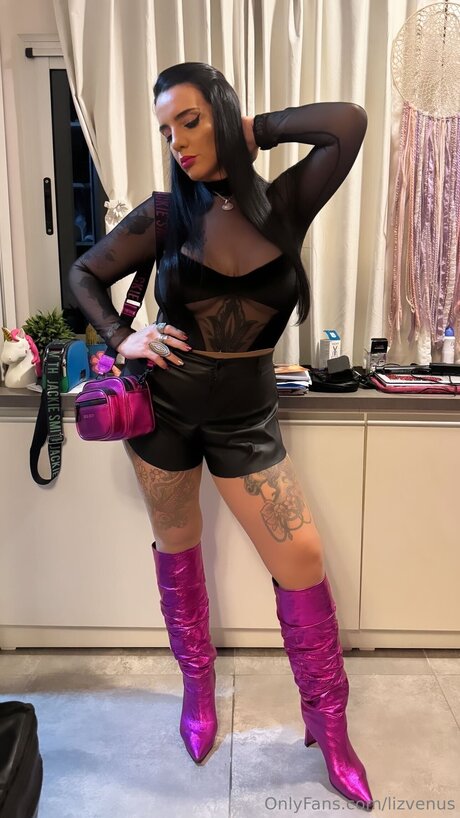 Lizvenus perfect star archive