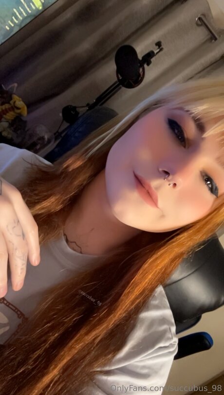 Succubus 98 nude pornstar photos
