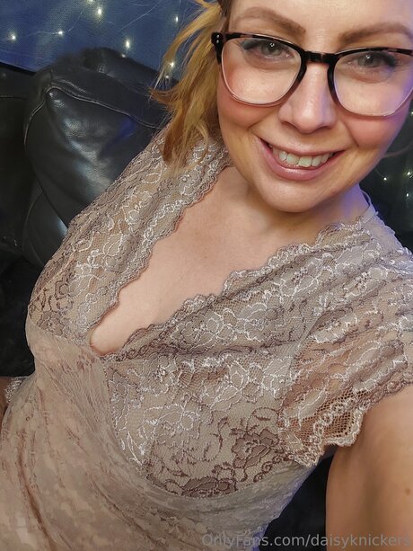 Daisyknickers pornstar xxx photos