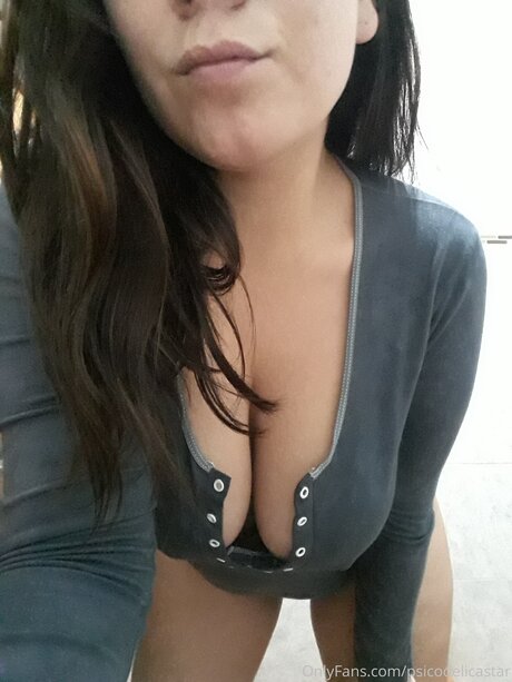 Psicodelicastar model nude photo