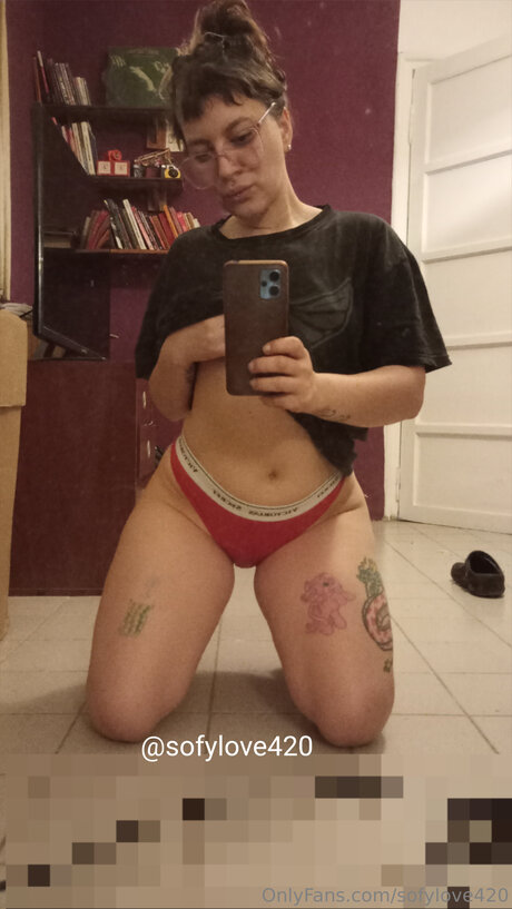 Sofylove420 pornstar img
