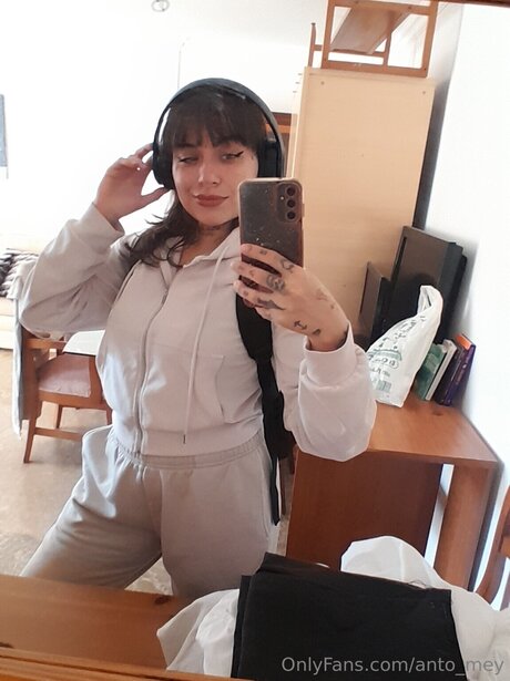 Anto Mey model art photos