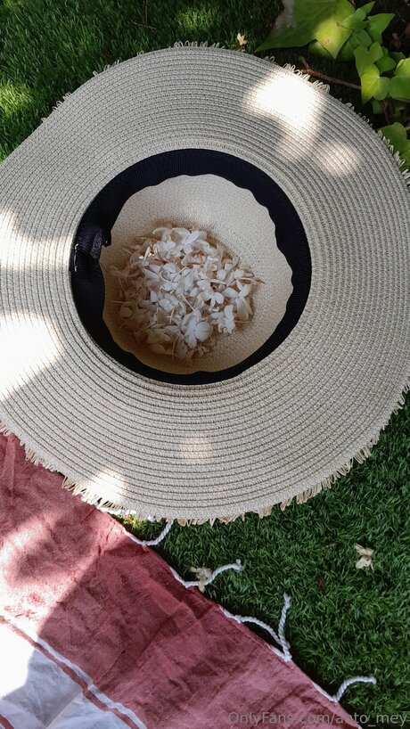 Anto Mey star sex images