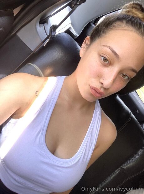Ivycutiee star nudes picture