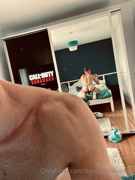 Hungblondebrit erotic actress galleries