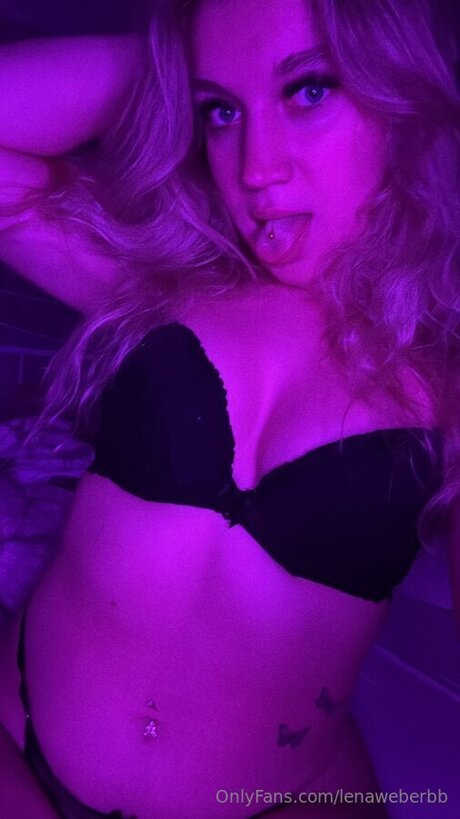 Lenaweberbb nudes pornstar photo