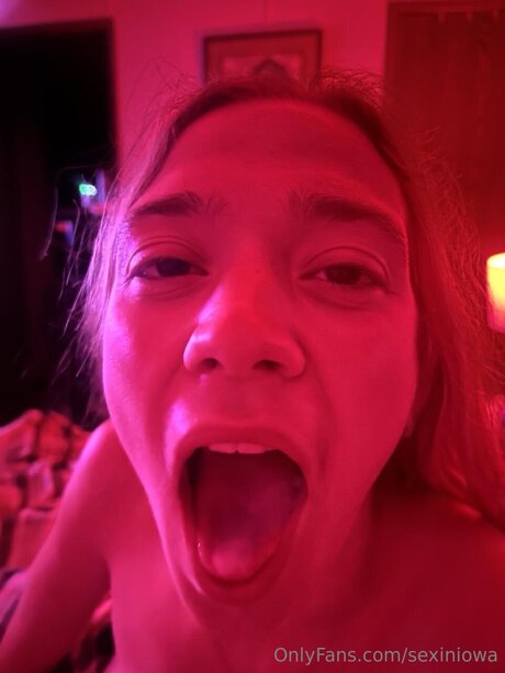 Sexiniowa naked actress img