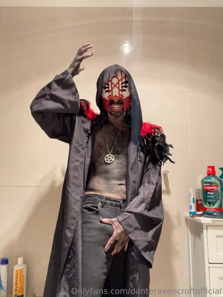 Danteravencroftofficial model hot gallery