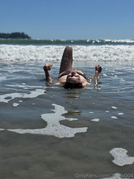 2luna004 best actress gallery