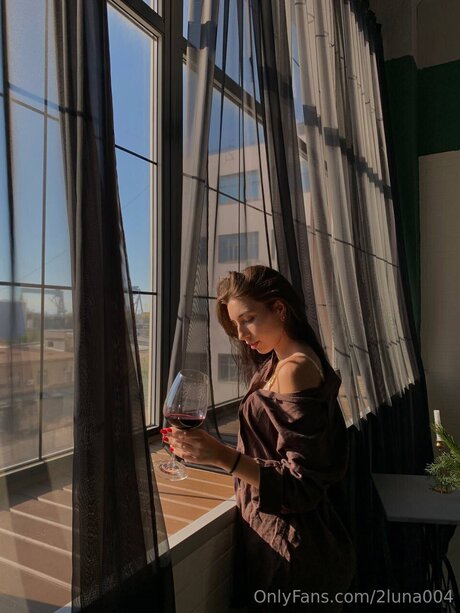 2luna004 actress galleries