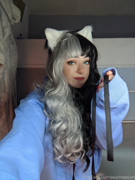 Peachieplum model sex pics