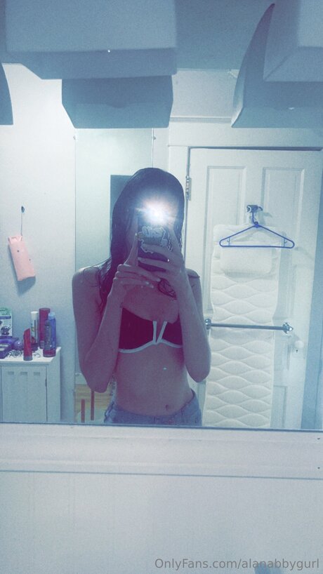 Alanabbygurl nude star pics