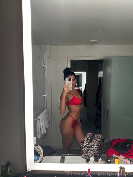 Harpermcoyyy nude pornstar photo