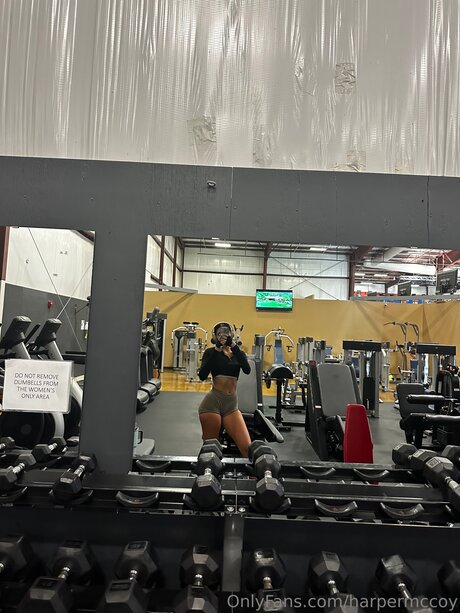 Harpermcoyyy star nude archive