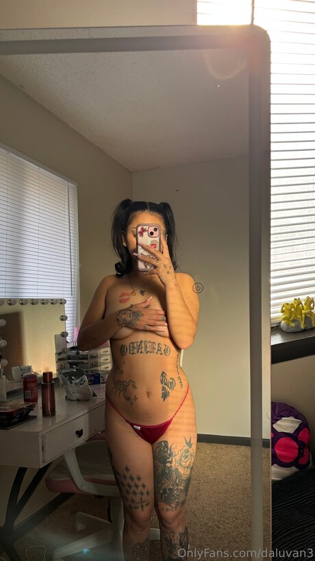 Daluvan3 hot pornstar pictures