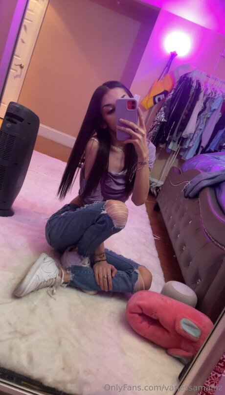 Vanessamainz top actress picture