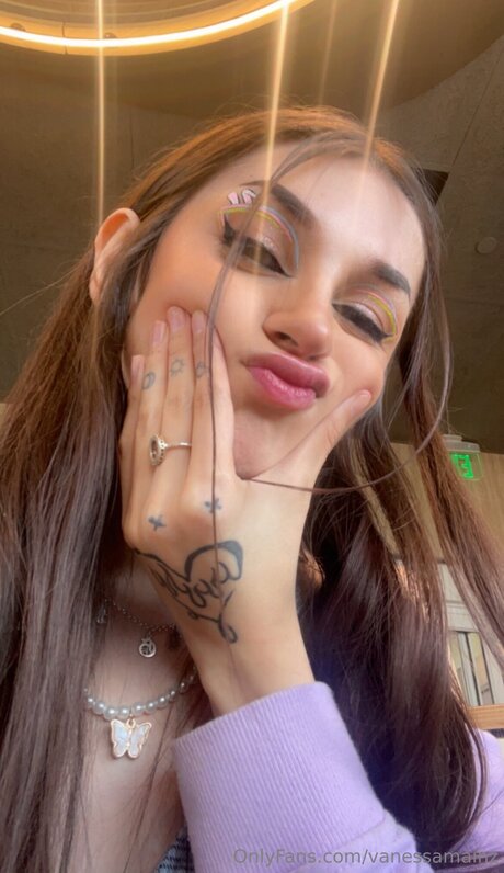 Vanessamainz star pretty images