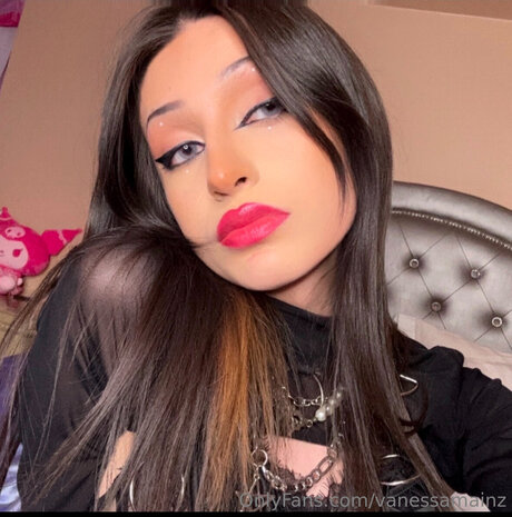 Vanessamainz model beautiful images