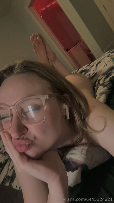 Bridgett Ttt beautiful pornstar pictures