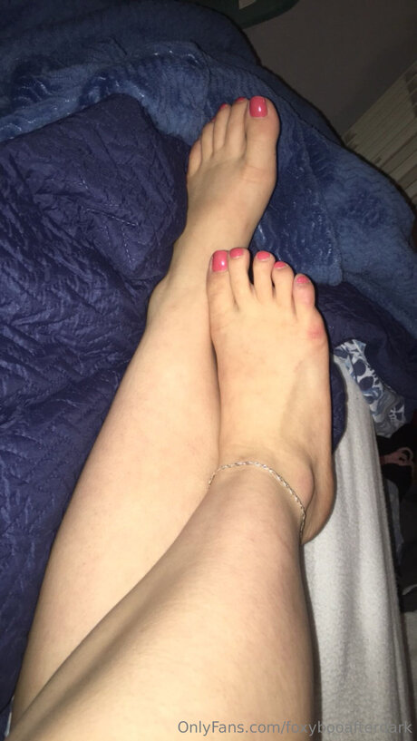Foxybooafterdark star xxx pictures
