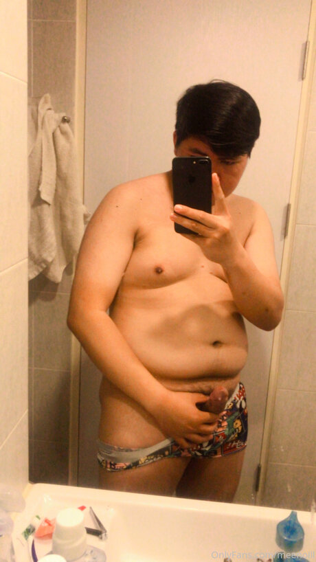 Meenoill top star galleries