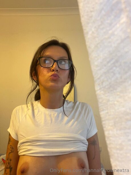 Hannahbrownextra pornstar hd photo