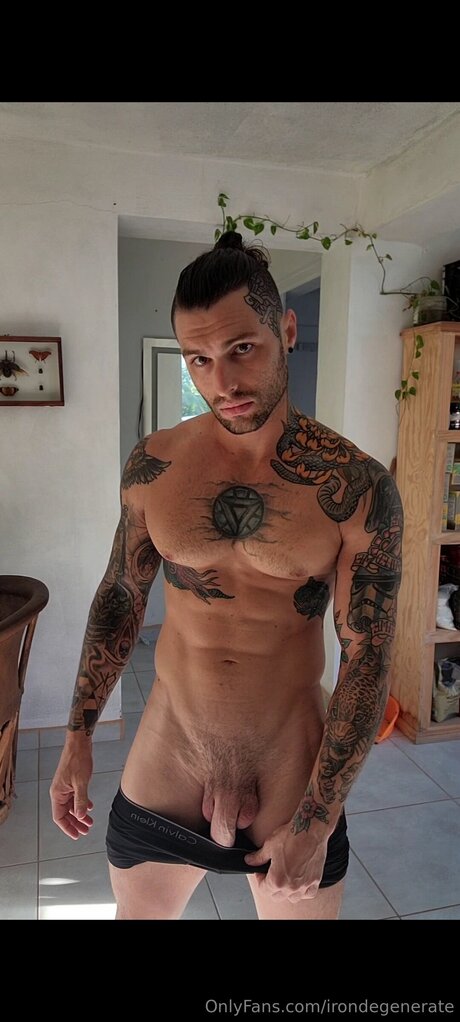 Irondegenerate model nude archive