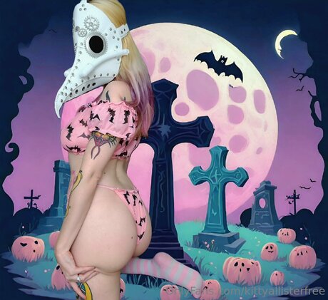 Kittyhanafree nude actress pic