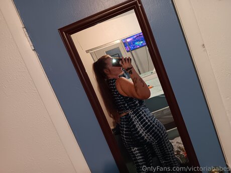 Victoriababes nudes model gallery