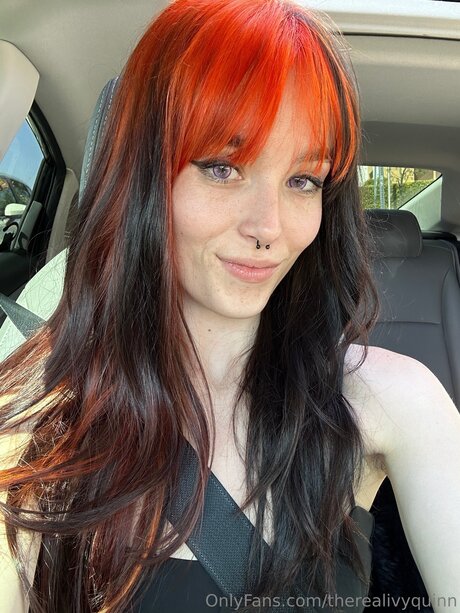 Ivyquinn Tv pornstar exclusive images