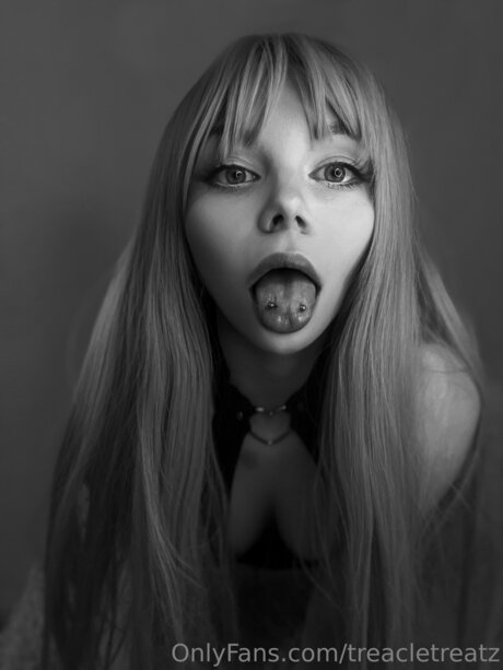 Treacletreatz sexy star images