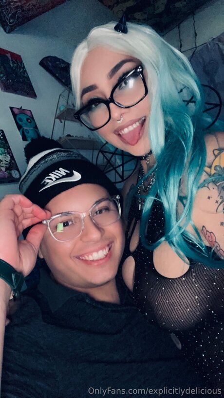 Explicitlydelicious art star image