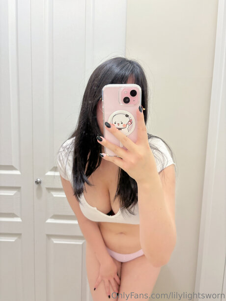 Lilylightsworn hd actress pics