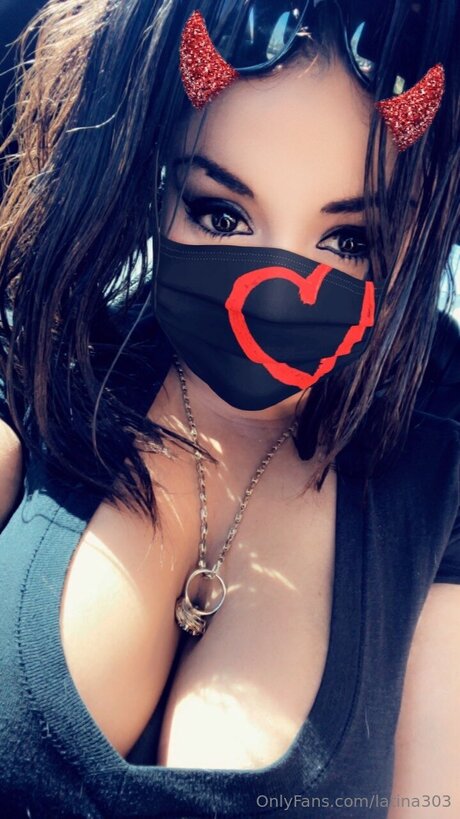 Latina303 sexy star images